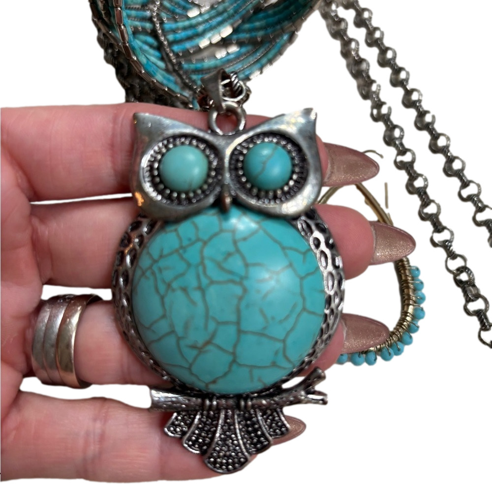 Vintage Turquoise Owl Pendant Necklace, Cuff bracelet and Earring Set - Picture 2 of 3
